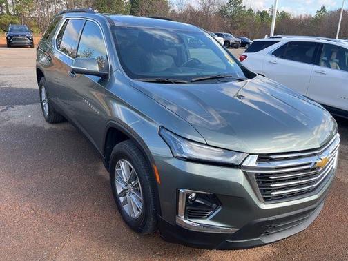 2022 Chevrolet Traverse LT Cloth