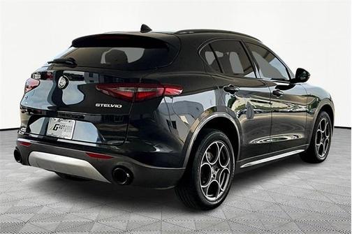 2022 Alfa Romeo Stelvio Ti