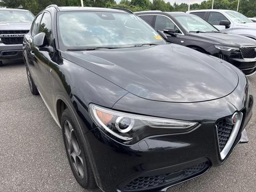2022 Alfa Romeo Stelvio Ti