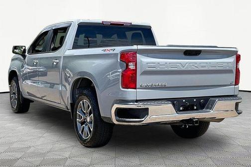 Slate Gray Metallic 2024 Chevrolet Silverado 1500 LT