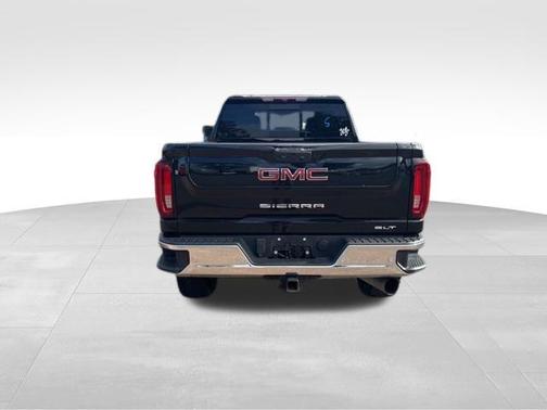 2023 GMC Sierra 2500 SLT