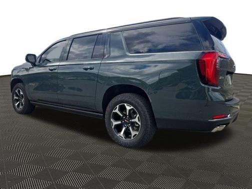 2025 GMC Yukon XL AT4