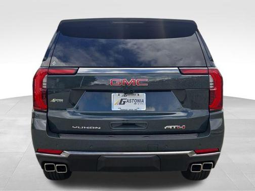 2025 GMC Yukon XL AT4