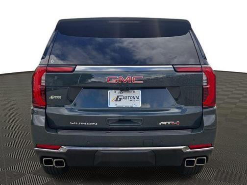 2025 GMC Yukon XL AT4