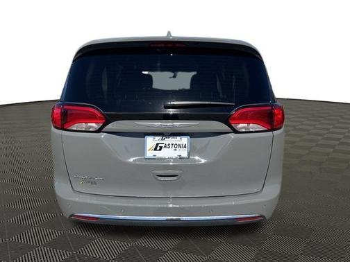 2020 Chrysler Pacifica Touring-L Plus