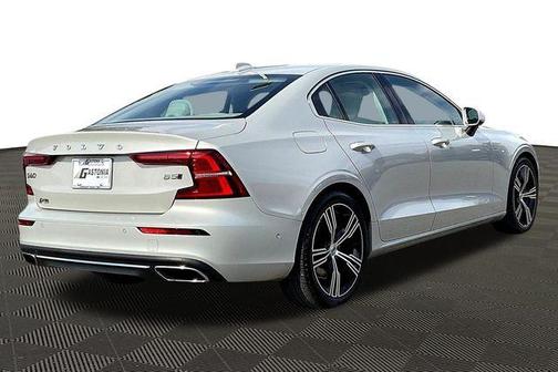 2022 Volvo S60 B5 Inscription