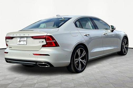 2022 Volvo S60 B5 Inscription