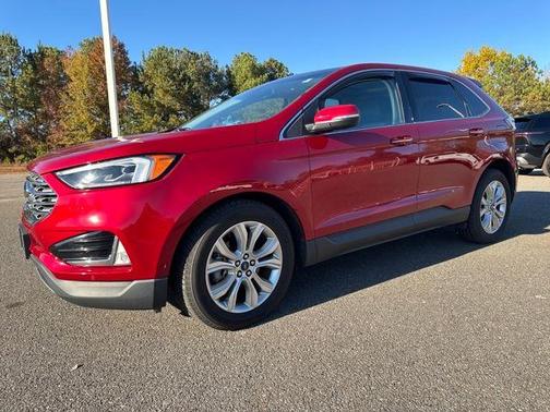 2020 Ford Edge Titanium