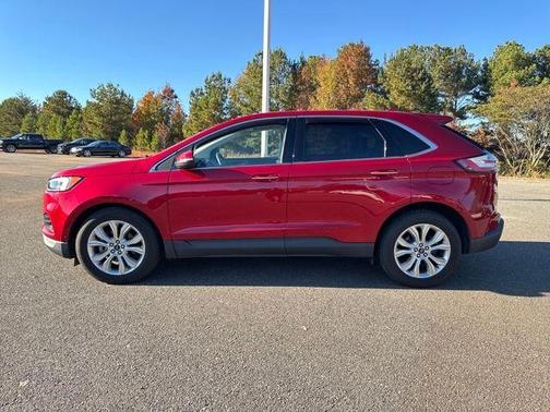 2020 Ford Edge Titanium