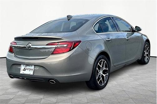 2017 Buick Regal Turbo Sport Touring