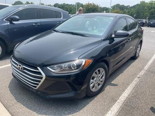 2018 Hyundai ELANTRA SE