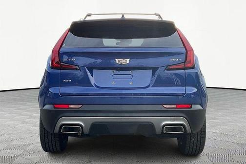 2022 Cadillac XT4 Premium Luxury