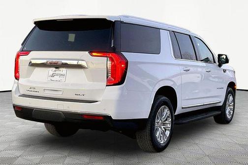 2024 GMC Yukon XL SLT