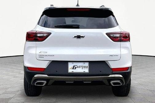 Pearl 2026 Chevrolet Trailblazer ACTIV