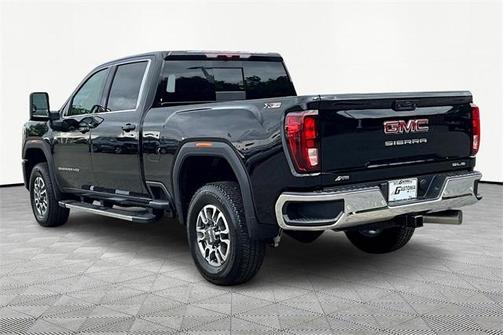 2025 GMC Sierra 2500 SLE