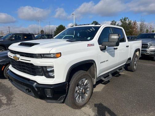 2025 Chevrolet Silverado 2500 Custom