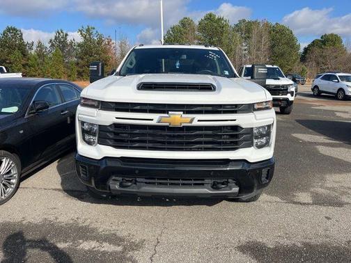 2025 Chevrolet Silverado 2500 Custom