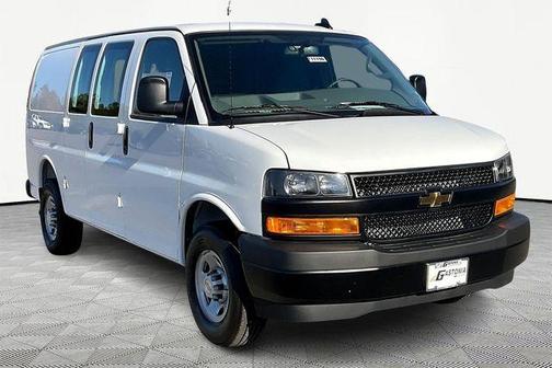 2025 Chevrolet Express 2500 Work Van