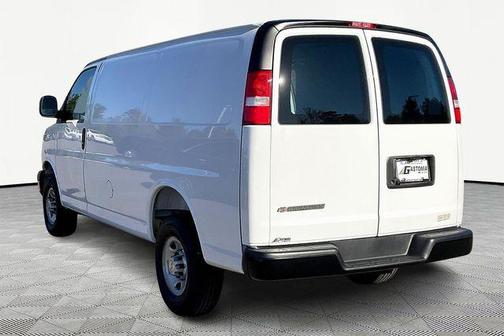 2025 Chevrolet Express 2500 Work Van