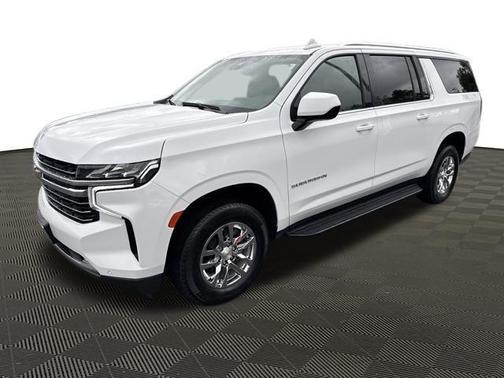 2024 Chevrolet Suburban LT