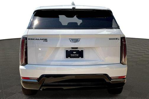 2025 Cadillac Escalade IQ Sport 1