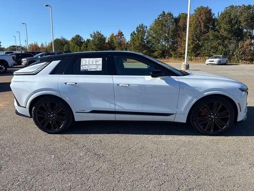 2026 Cadillac LYRIQ V Premium