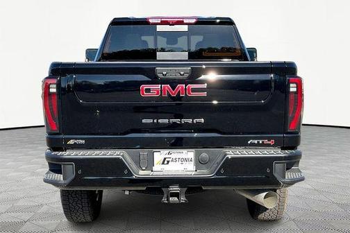 2026 GMC Sierra 3500 AT4