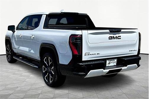 2025 GMC Sierra EV Denali