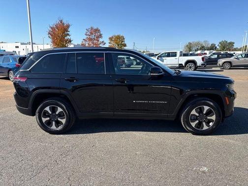 2023 Jeep Grand Cherokee 4xe Base