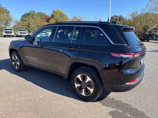 2023 Jeep Grand Cherokee 4xe Base