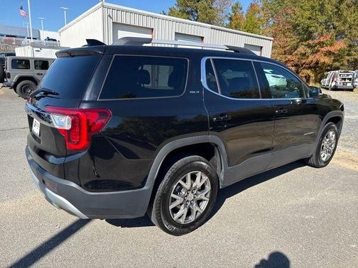 2021 GMC Acadia SLT