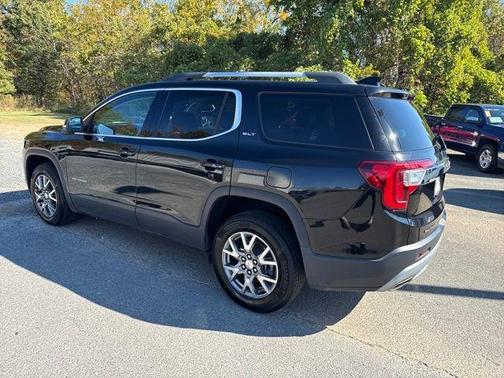 2021 GMC Acadia SLT