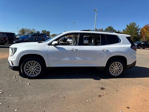 2024 GMC Acadia Denali