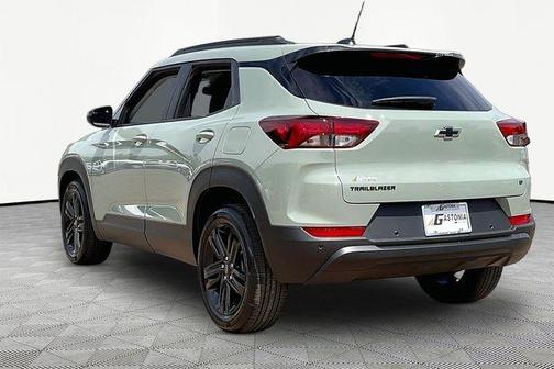 Green 2026 Chevrolet Trailblazer LT