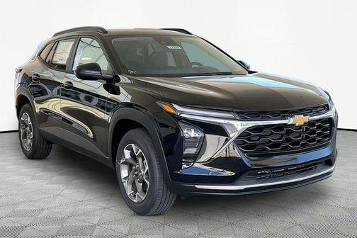 Black Metallic 2026 Chevrolet Trax LT