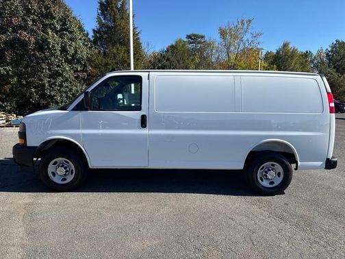 2025 Chevrolet Express 2500 Work Van