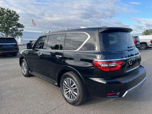 2024 Nissan Armada SL