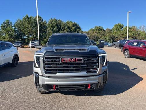 2025 GMC Sierra 2500 AT4