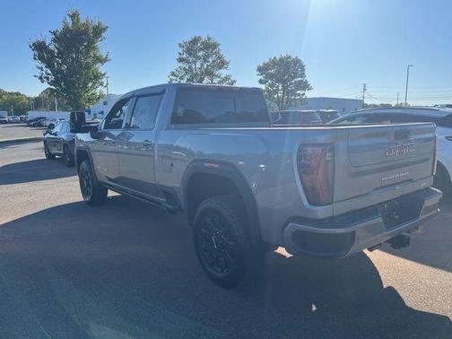 2025 GMC Sierra 2500 AT4