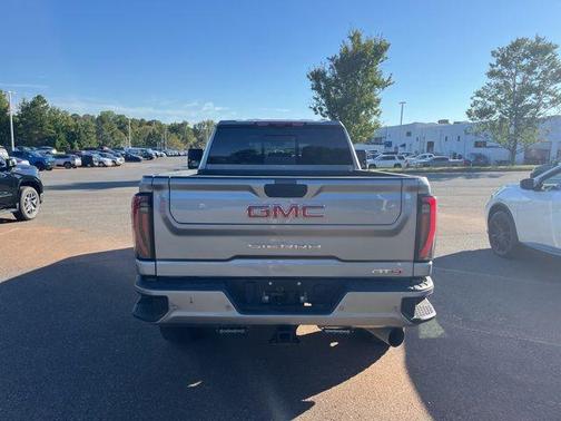 2025 GMC Sierra 2500 AT4