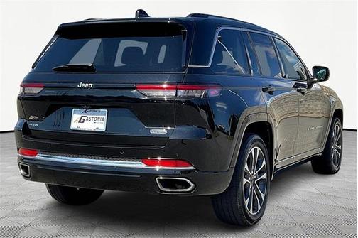 2022 Jeep Grand Cherokee Overland
