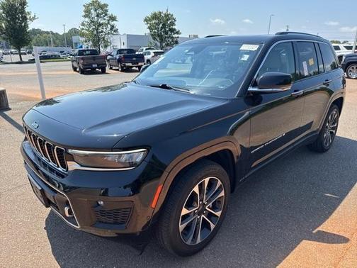 2022 Jeep Grand Cherokee Overland