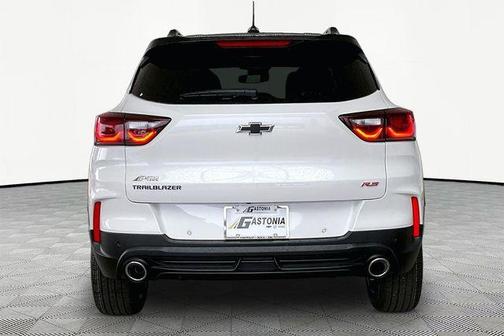 Pearl 2026 Chevrolet Trailblazer RS