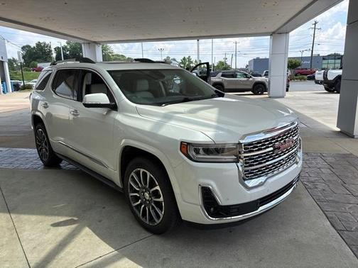 2020 GMC Acadia Denali