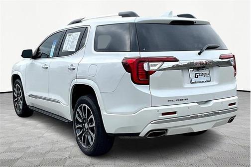 2020 GMC Acadia Denali