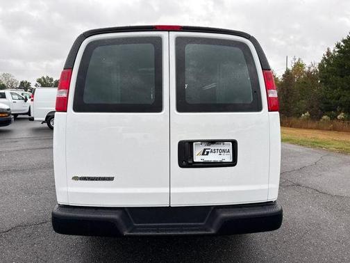 2025 Chevrolet Express 2500 Work Van
