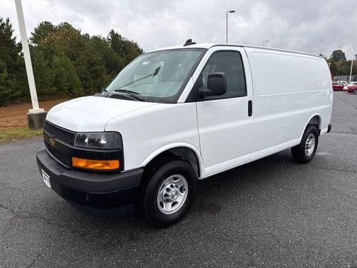 2025 Chevrolet Express 2500 Work Van