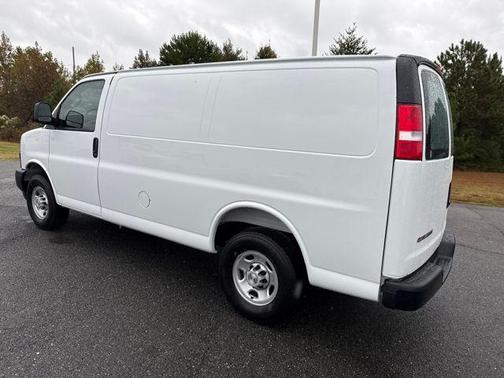 2025 Chevrolet Express 2500 Work Van