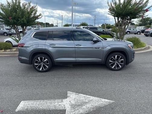 2025 Volkswagen Atlas 2.0T SEL Premium R-Line