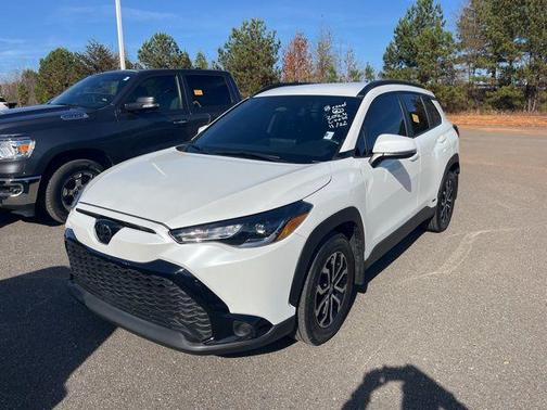2024 Toyota Corolla Cross Hybrid 